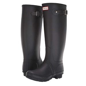 Knee-High Black Hunter Wellington Rainboots